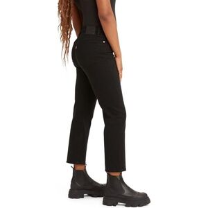 NWT Size 31 Levi’s Women’s Wedgie Straight Jeans Black